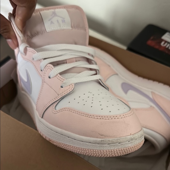 Air Jordan 1 MID (GS) Pink Wash / Violet Frost-White - Picture 4 of 5